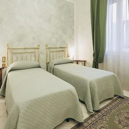 Roma Hotel