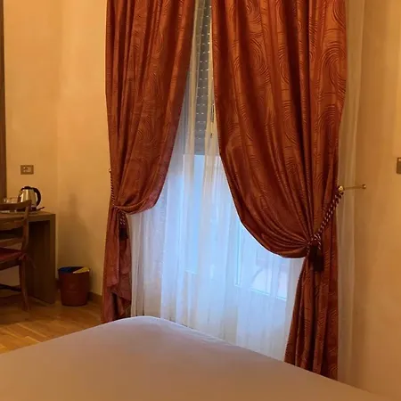 מלון Roma