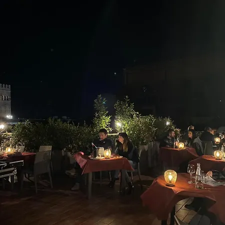 Roma Hotel