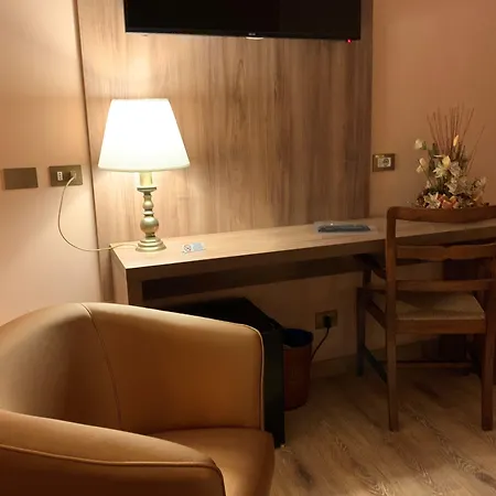 Roma 4* Μπολόνια