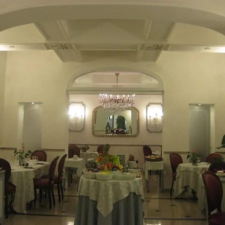 Hotel Roma