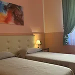 Roma Hotel 4*