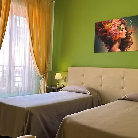 Ξενοδοχείο Roma 4*