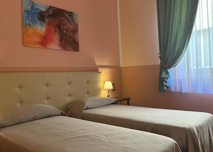 Roma Hotell 4*